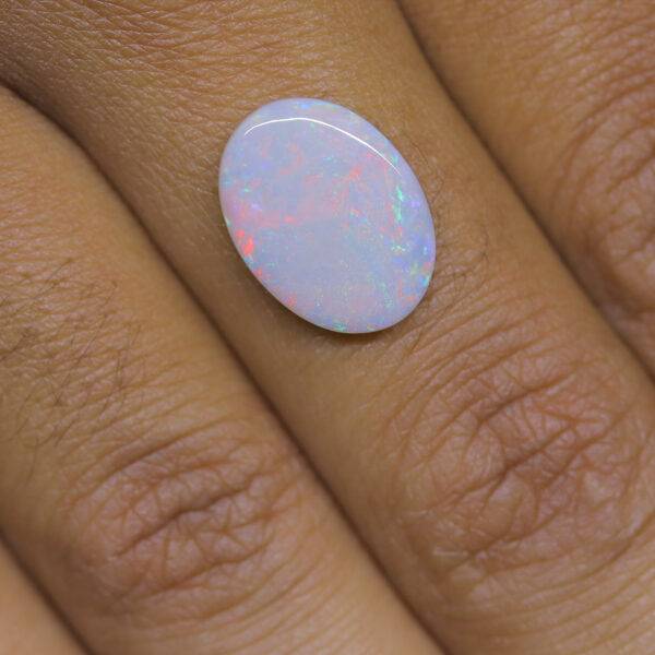 Australian Natural White Fire Opal gemstone - 4.05 Carat