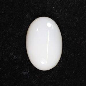 Australian White Opal - 6.50 Carat / 7.25 Ratti