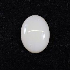 Australian White Opal - 6.70 Carat / 7.25 Ratti