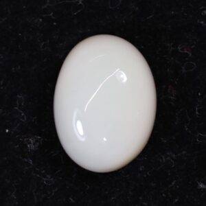 Australian White Opal - 8.10 Carat / 9.00 Ratti