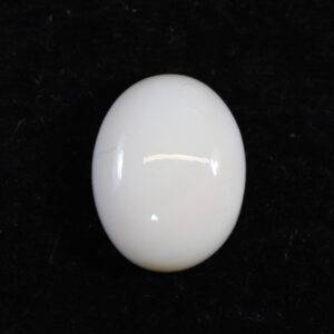 Australian White Opal - 8.80 Carat / 9.50 Ratti