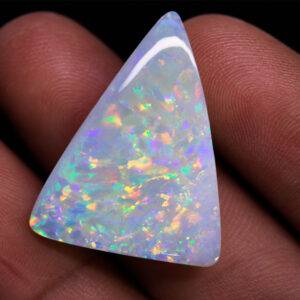Australian Fire Opal - 8.55 Carat / 9.50 Ratti